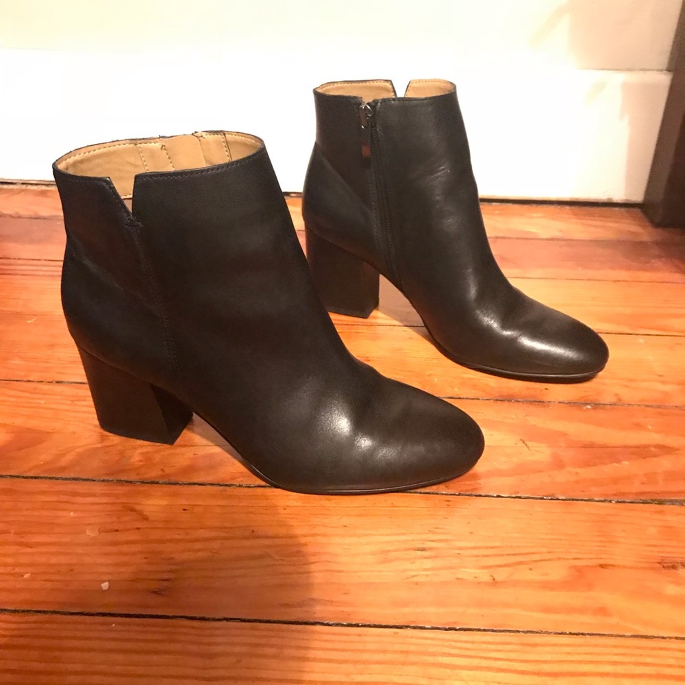 Franco Sarto leather Olympia Ankle Boot size 6.5
